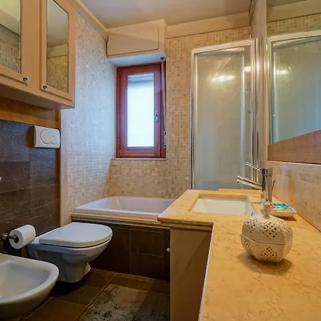Charming Licuti Apt Near The Center Of Catania